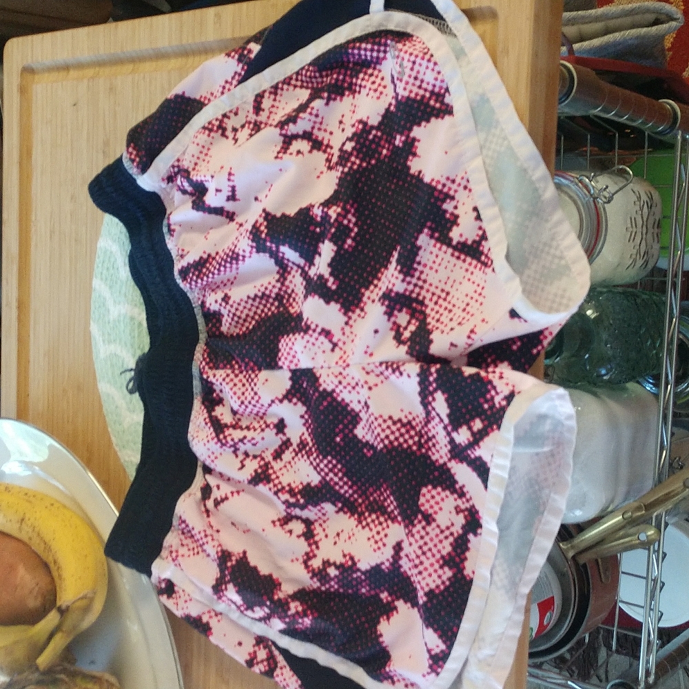 5 For 25.00/Champion small/petite like new jog shorts